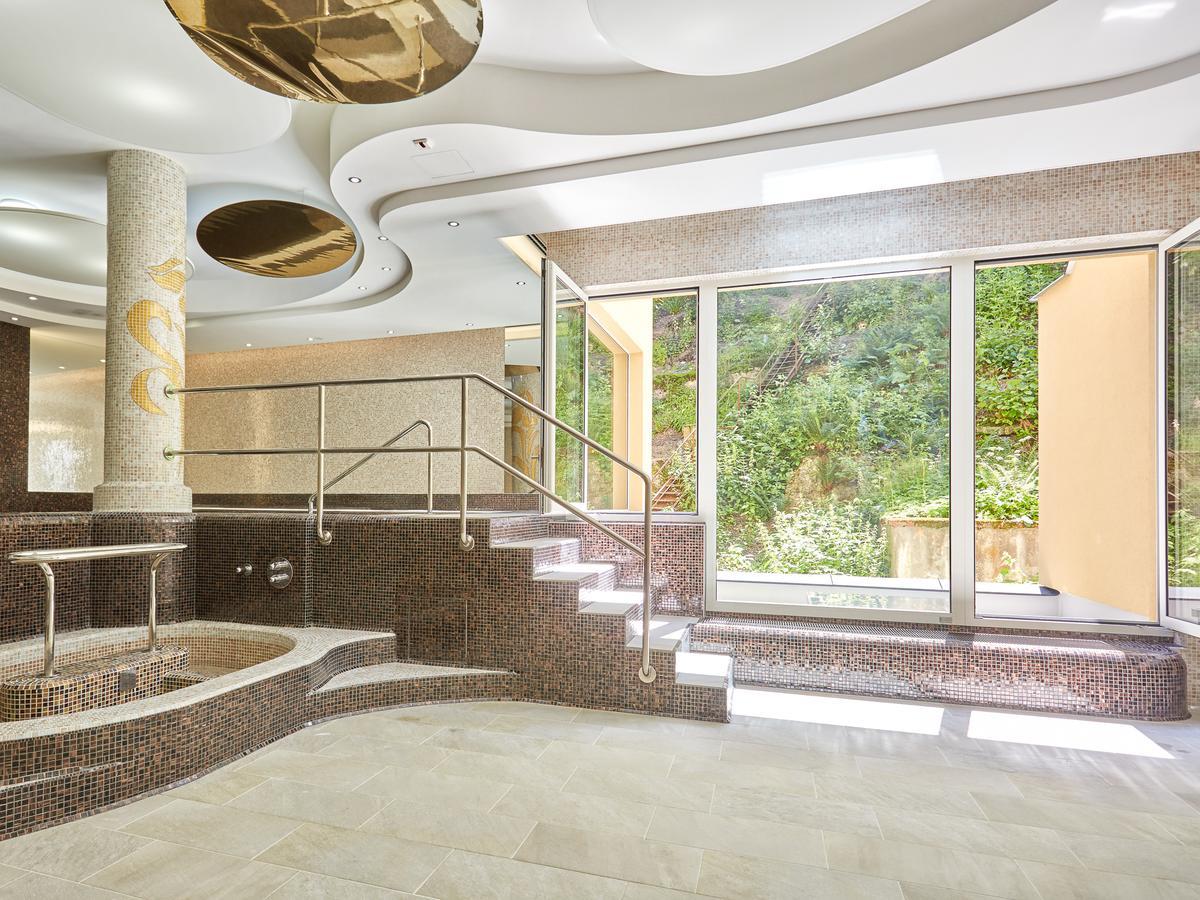 Spa Hotel Iris Karlovy Vary Eksteriør bilde
